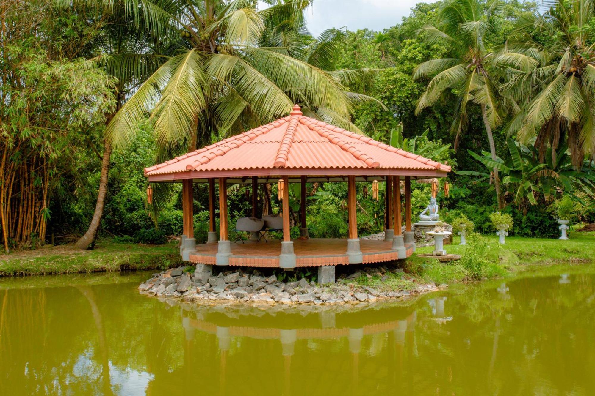 Ayubowan Swiss Lanka Bungalow Resort Bentota Buitenkant foto