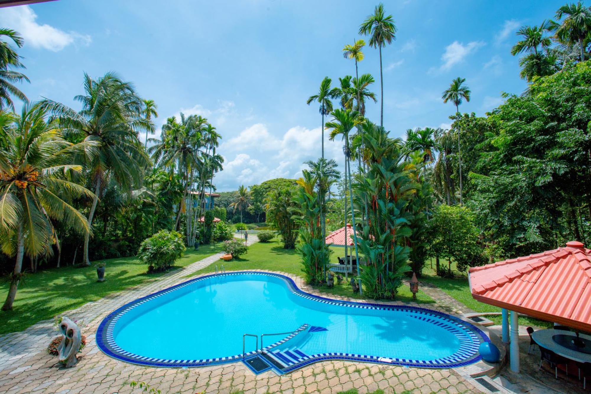 Ayubowan Swiss Lanka Bungalow Resort Bentota Buitenkant foto