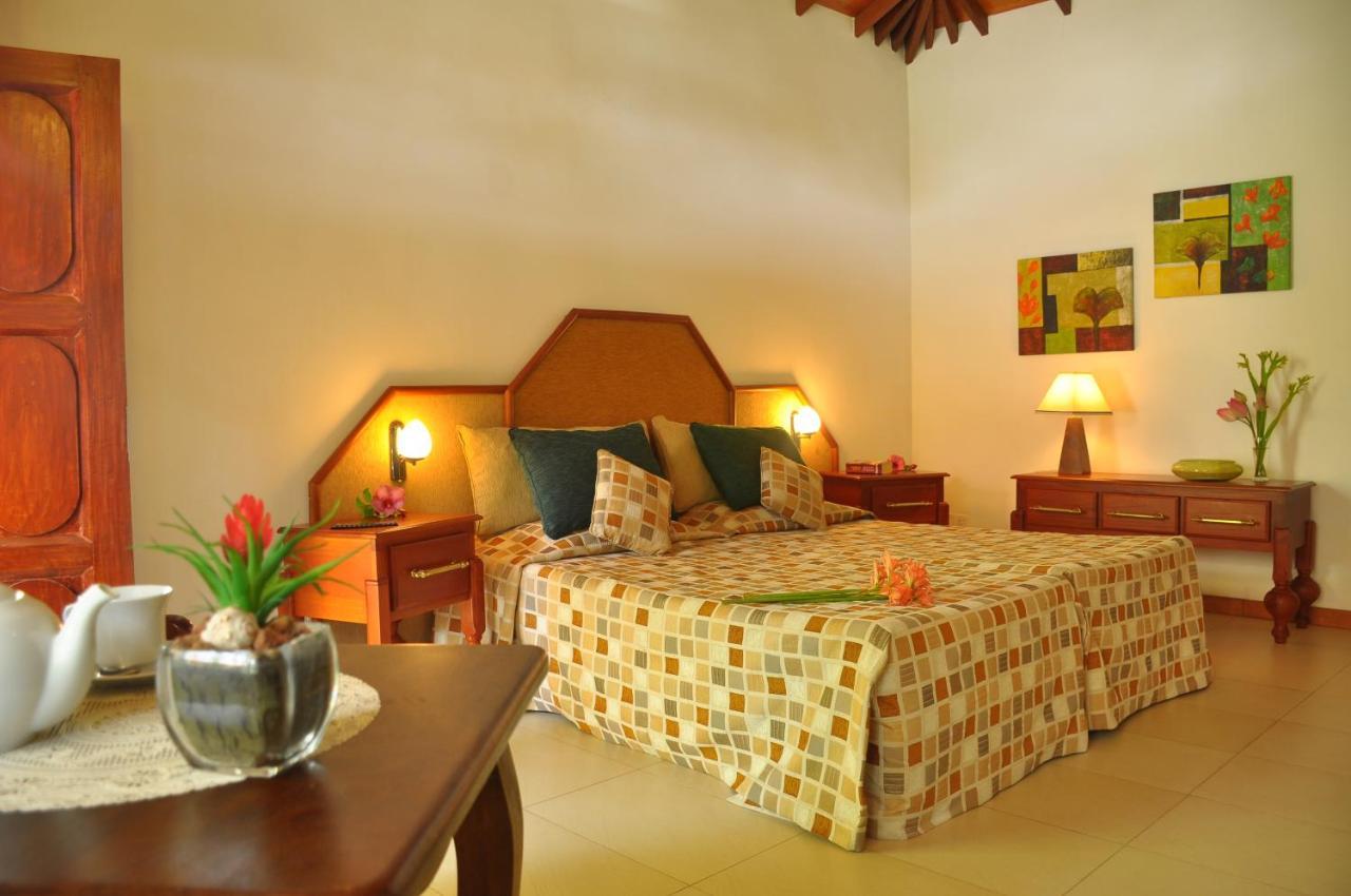 Ayubowan Swiss Lanka Bungalow Resort Bentota Buitenkant foto