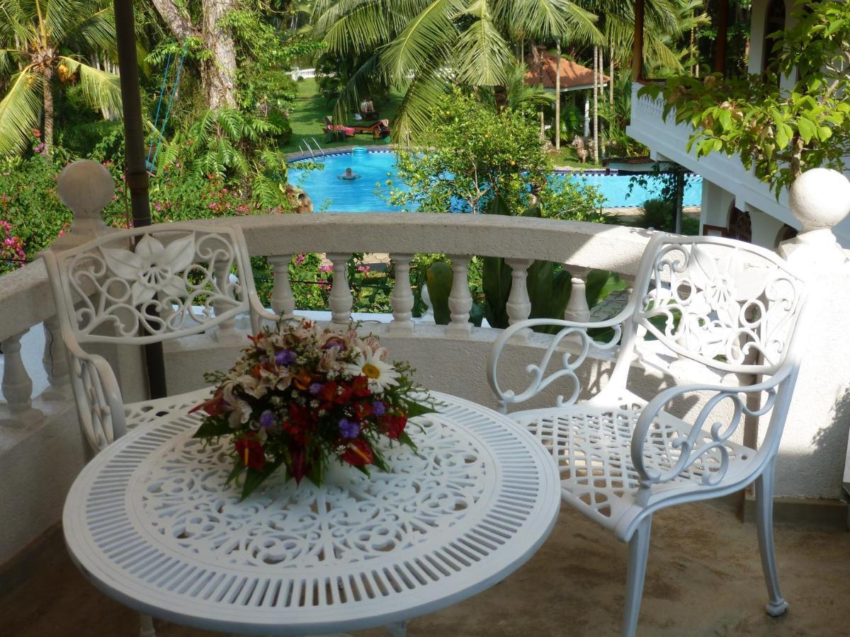 Ayubowan Swiss Lanka Bungalow Resort Bentota Buitenkant foto