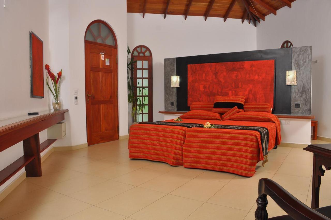 Ayubowan Swiss Lanka Bungalow Resort Bentota Buitenkant foto